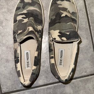 Steve Madden Camouflage Slip-On Sneakers